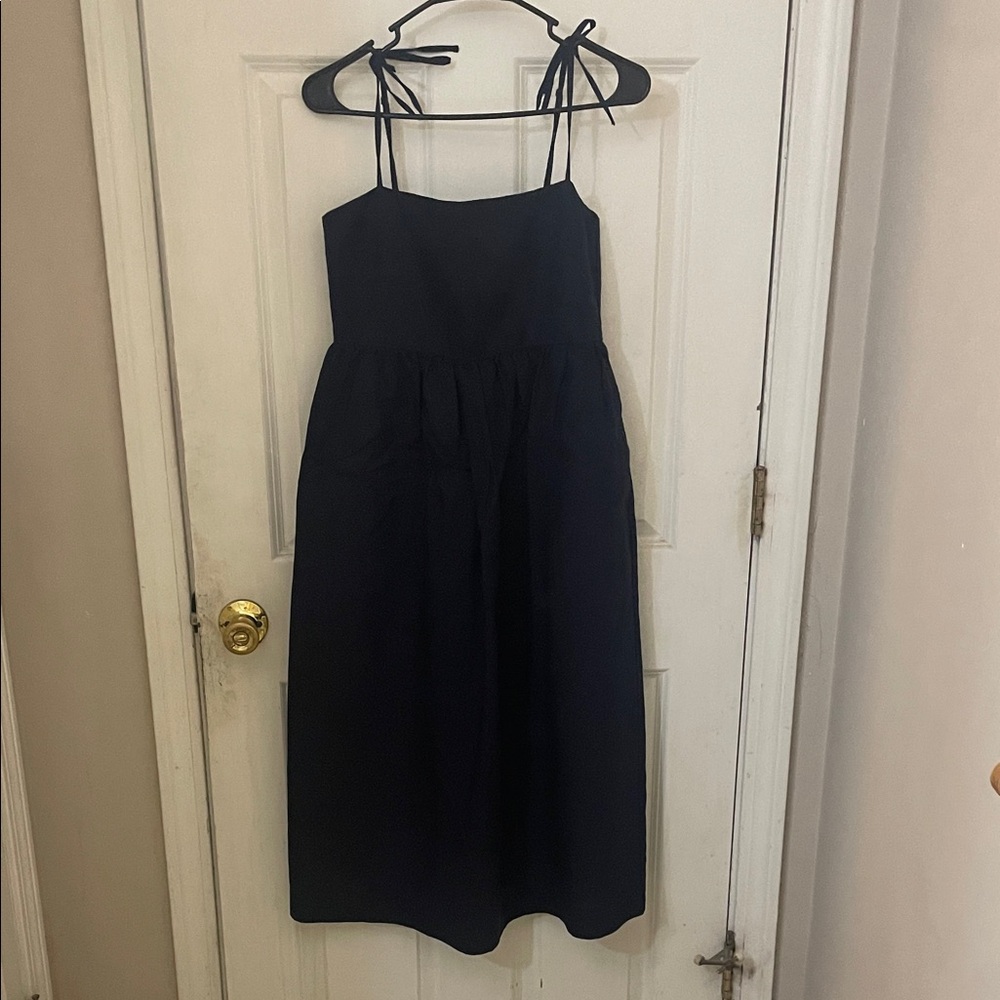 Elegant Black Midi Dress